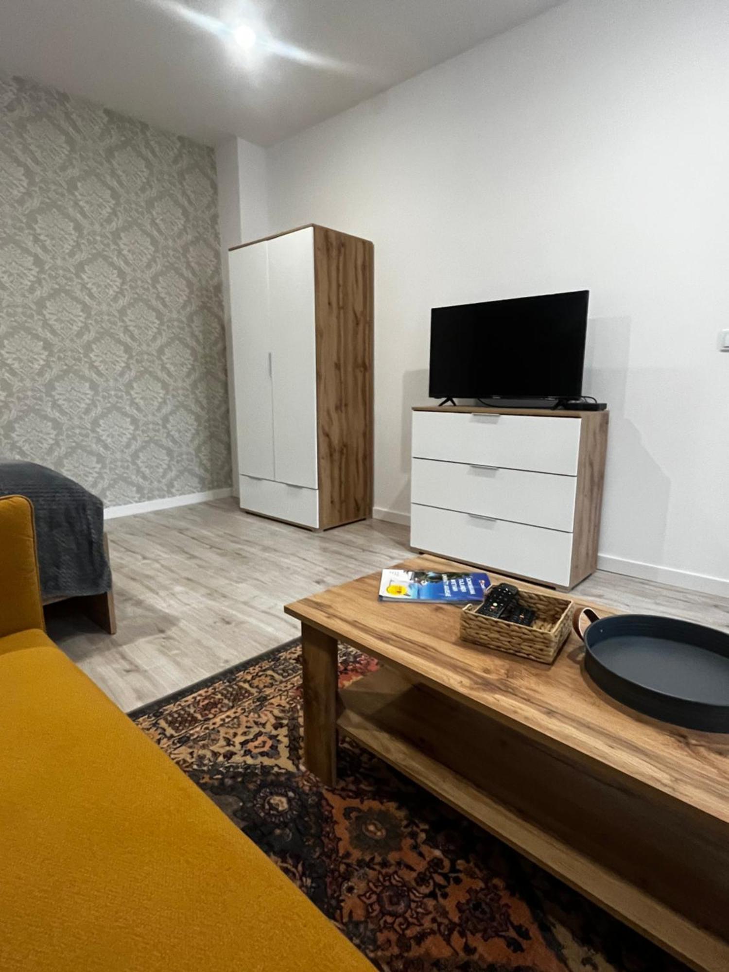 Apartamenty Dbrw Jezyce Poznań Exterior foto